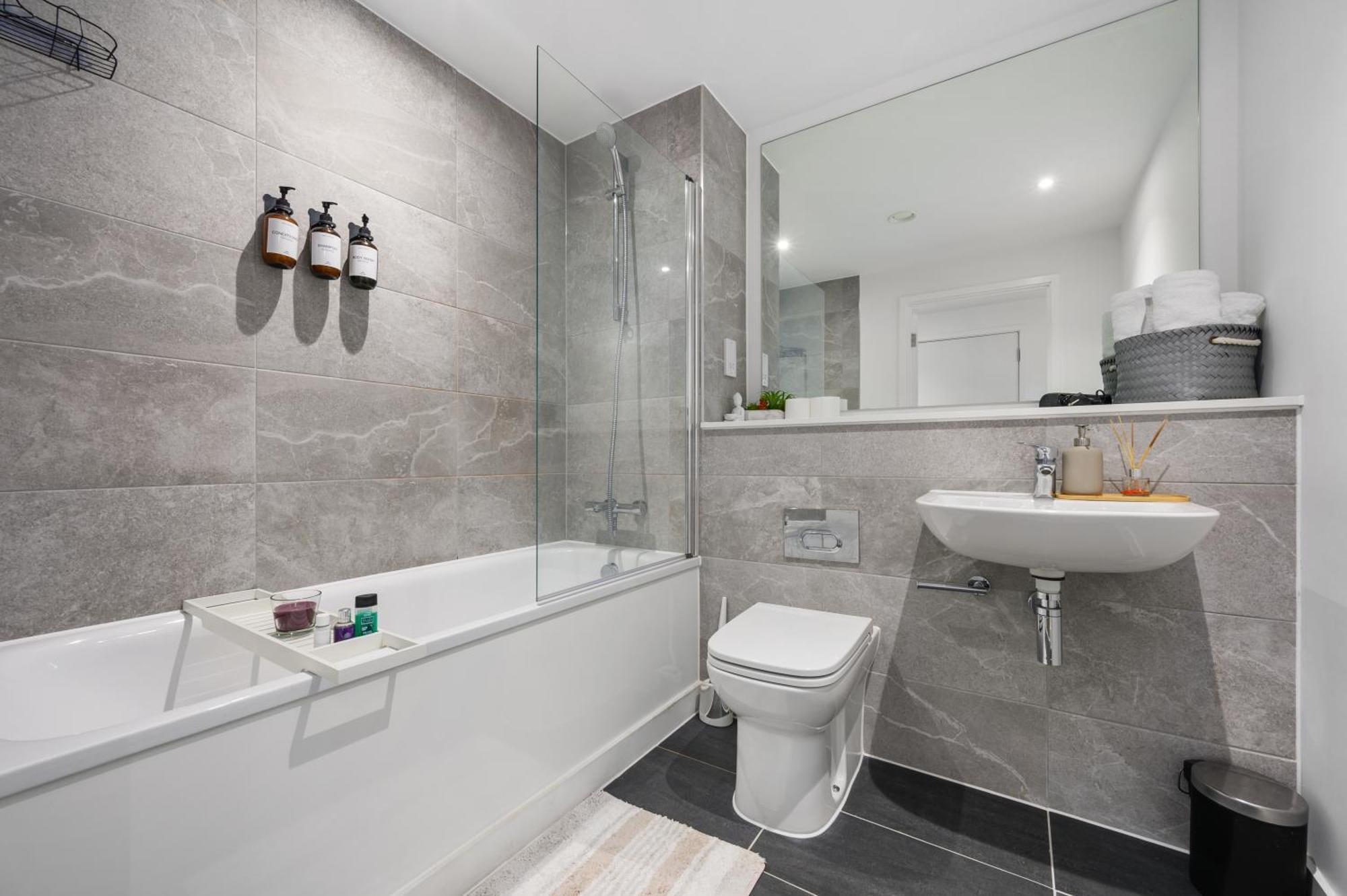 Harboview Haven Waterfront Апартаменты *